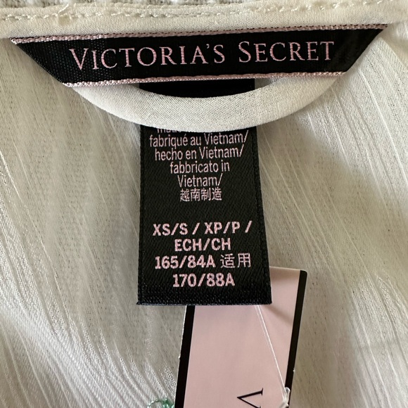 NWT Victoria's Secret White Sheer Long Floral Embroidered Robe, Sz XS/S - Picture 9 of 13